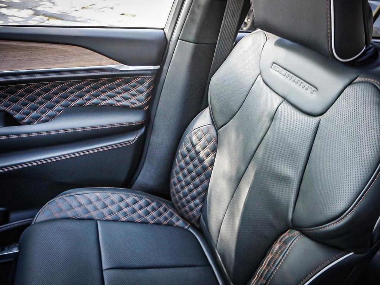 2025 Jeep Grand Cherokee  Photo