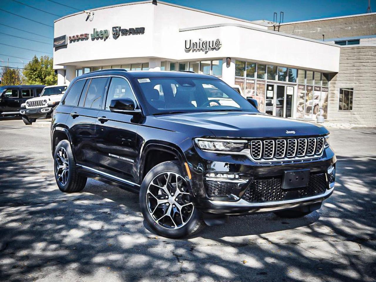 2025 Jeep Grand Cherokee  Photo