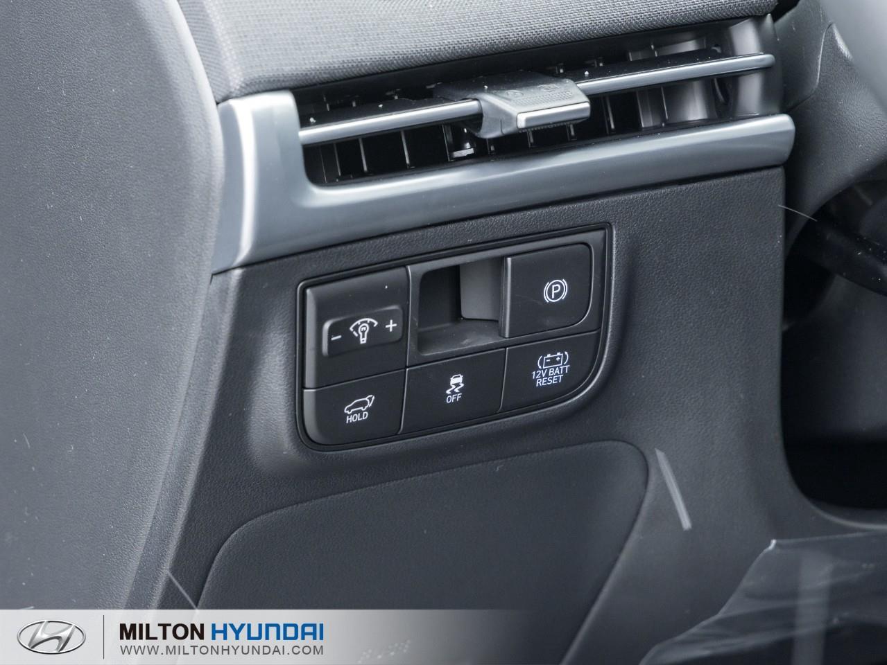 2026 Hyundai Tucson Hybrid Ultimate 4dr All-Wheel Drive Photo