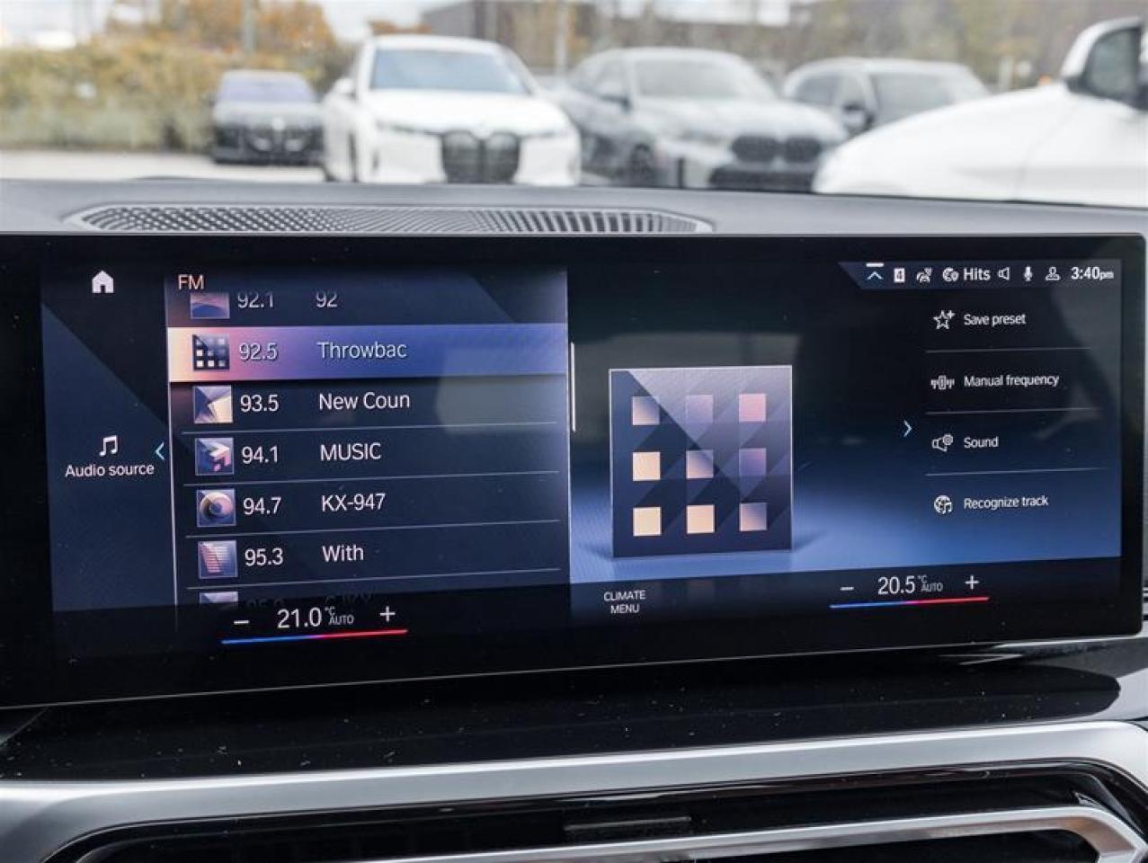 2023 BMW 330 i xDrive 4dr All-Wheel Drive Sedan Photo