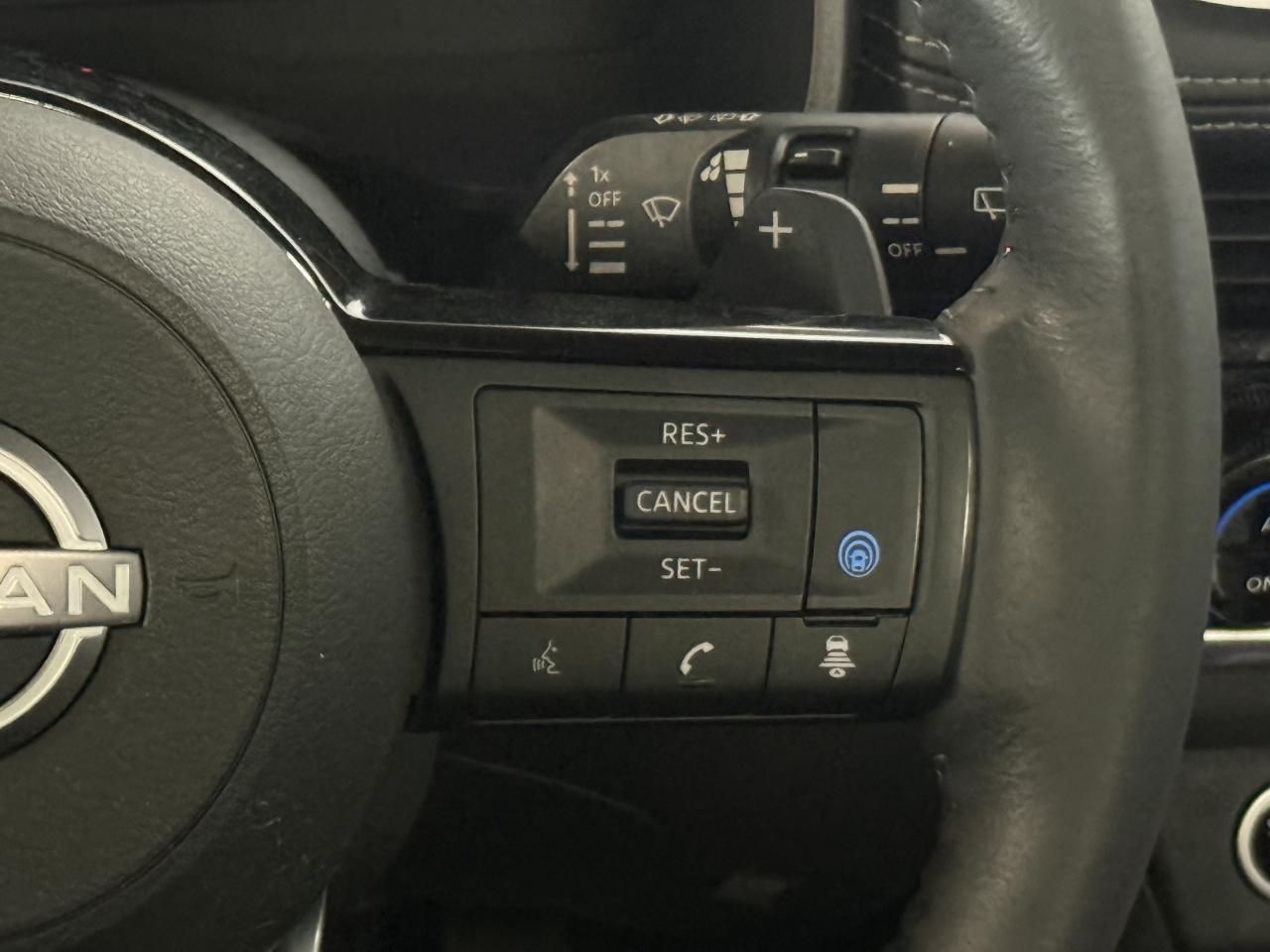 2023 Nissan Rogue No Accident l OneOwner l Platinum l NissanWarranty Photo