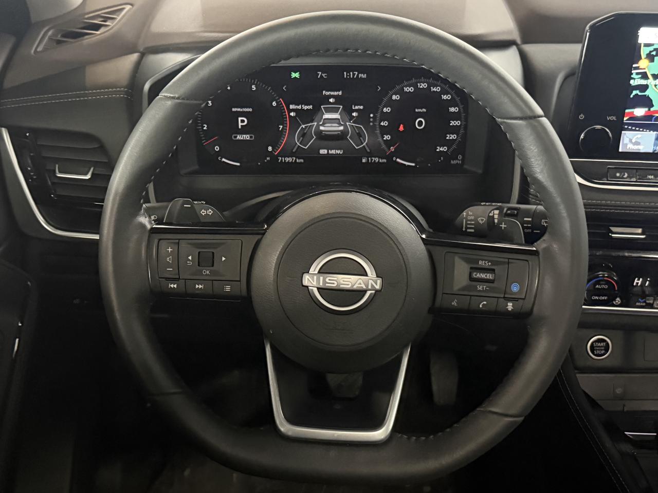 2023 Nissan Rogue No Accident l OneOwner l Platinum l NissanWarranty Photo