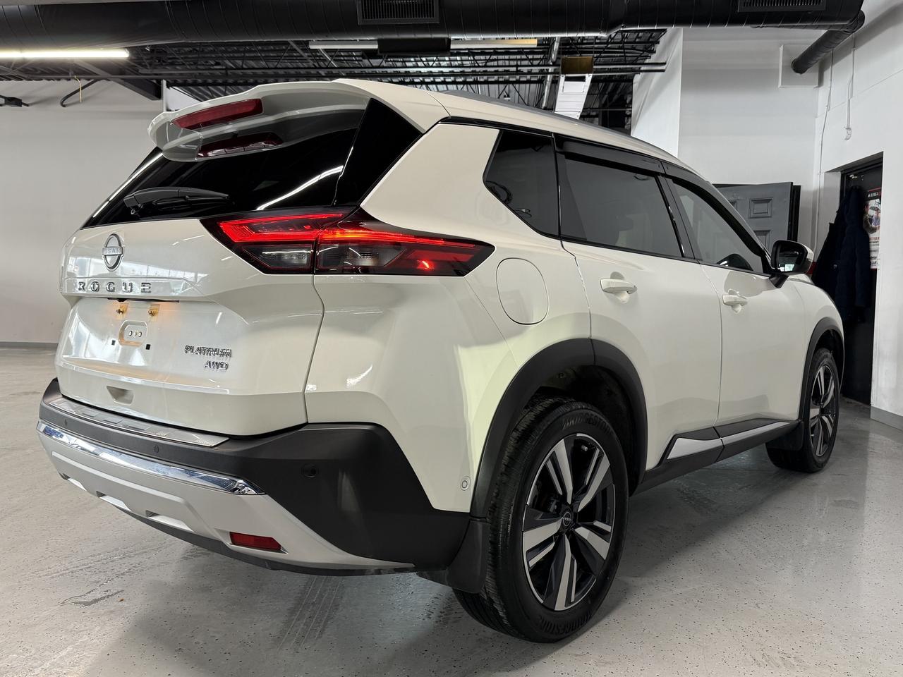 2023 Nissan Rogue No Accident l OneOwner l Platinum l NissanWarranty Photo