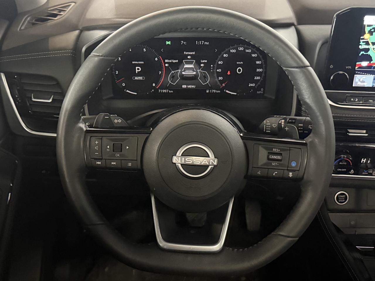 2023 Nissan Rogue No Accident l OneOwner l Platinum l NissanWarranty Photo
