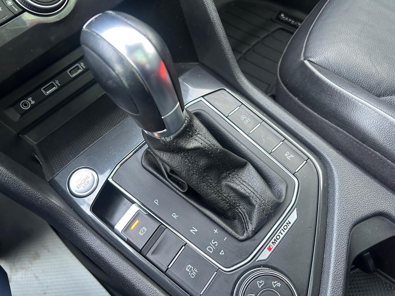 2018 Volkswagen Tiguan Highline 4dr All-wheel Drive 4MOTION Photo