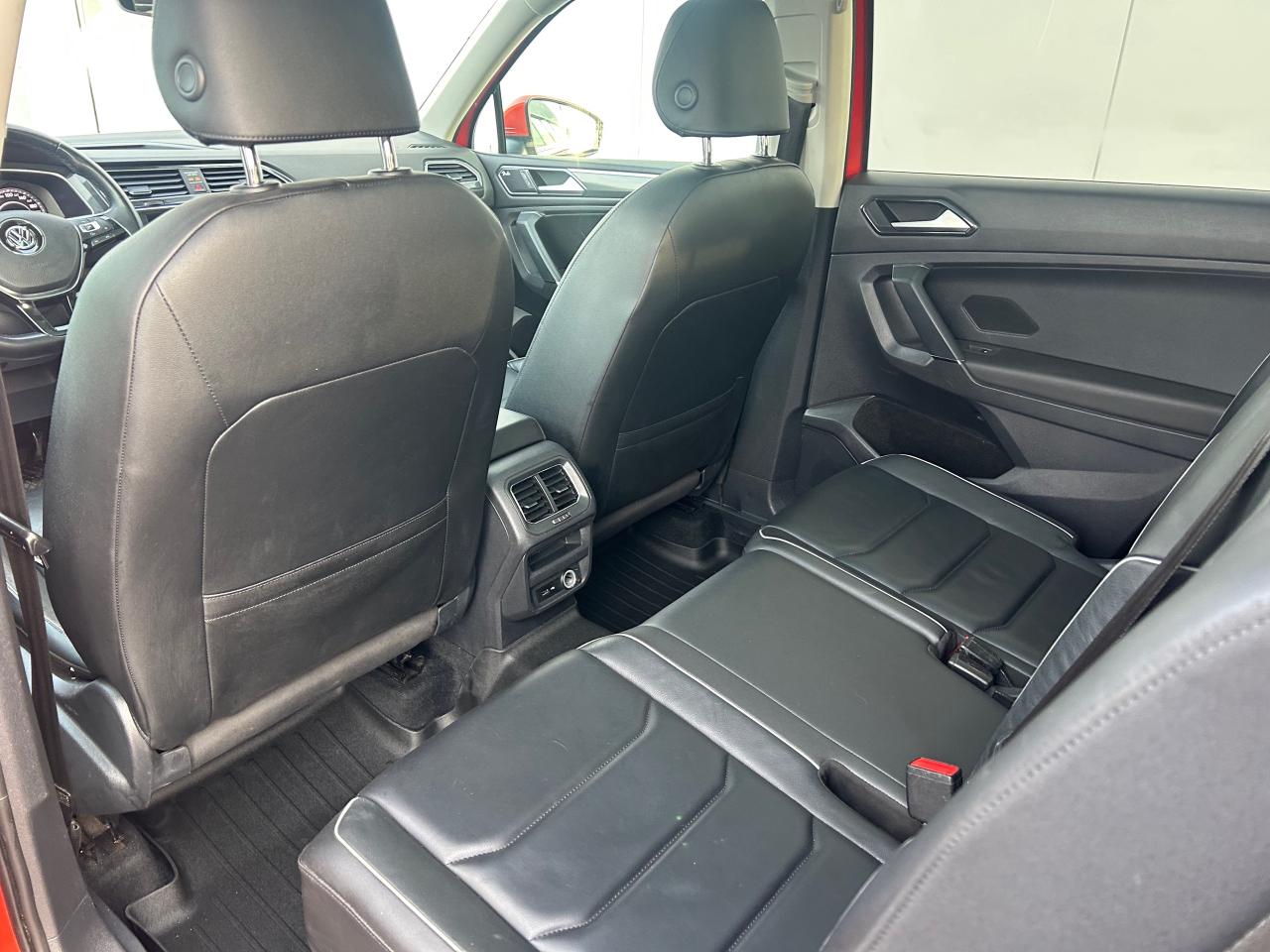 2018 Volkswagen Tiguan Highline 4dr All-wheel Drive 4MOTION Photo