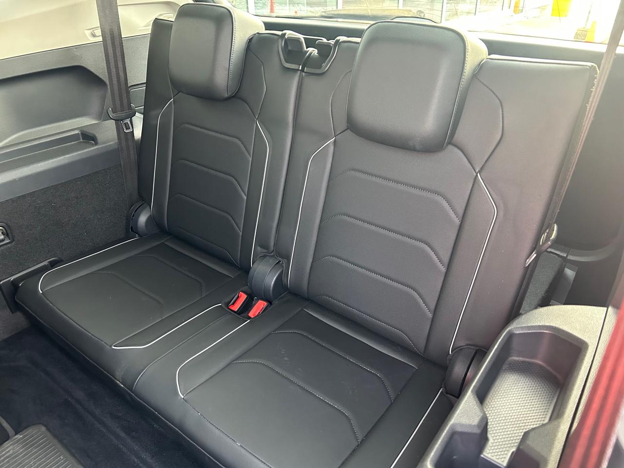 2018 Volkswagen Tiguan Highline 4dr All-wheel Drive 4MOTION Photo