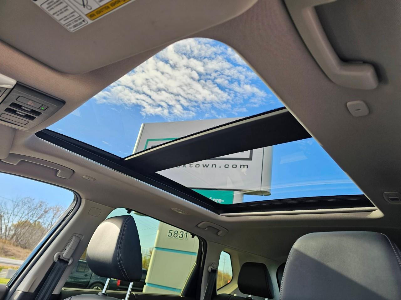 2023 Nissan Rogue SV Midnight Edition 4dr All-Wheel Drive Sport Utility Photo