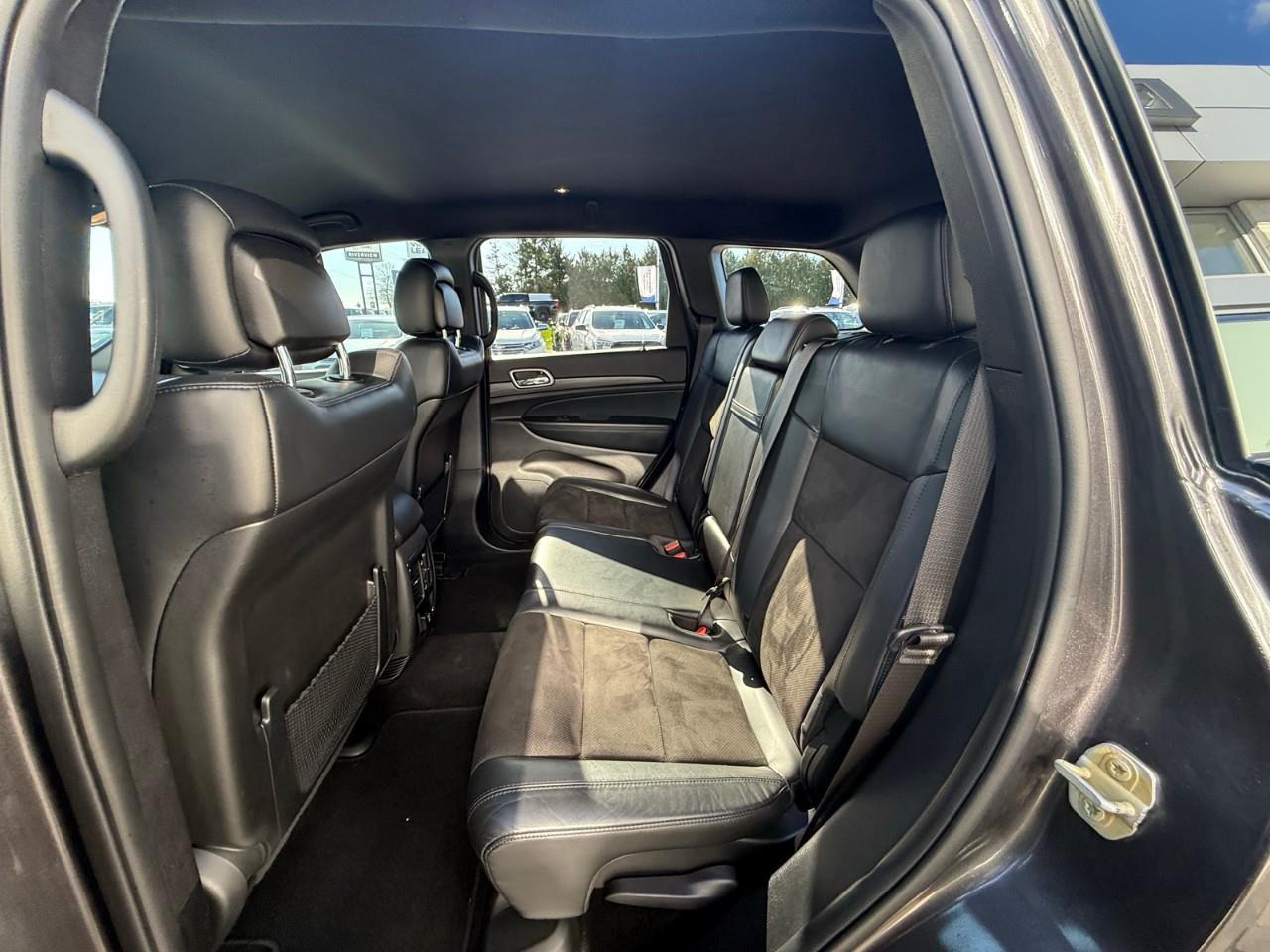 2021 Jeep Grand Cherokee Laredo 4dr 4x4 Photo