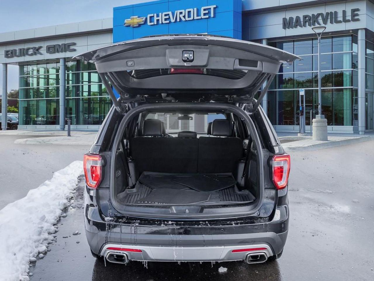 2017 Ford Explorer Platinum 4dr 4x4 Photo