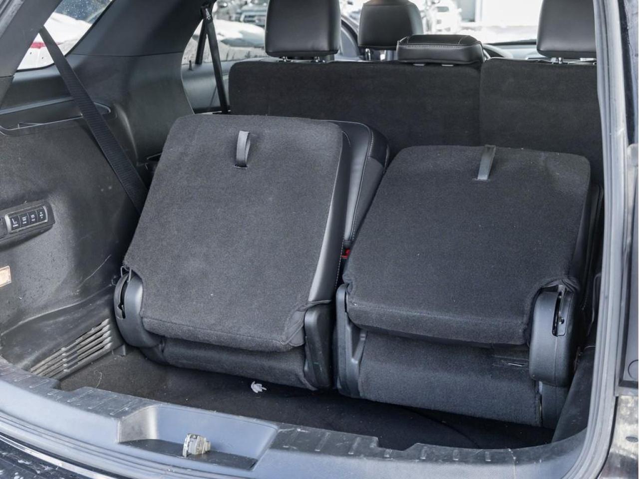 2017 Ford Explorer Platinum 4dr 4x4 Photo