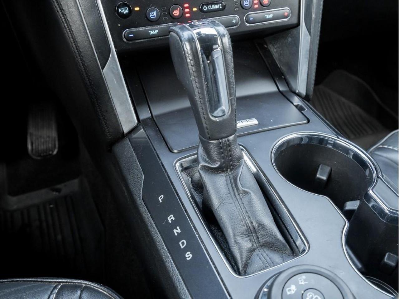 2017 Ford Explorer Platinum 4dr 4x4 Photo