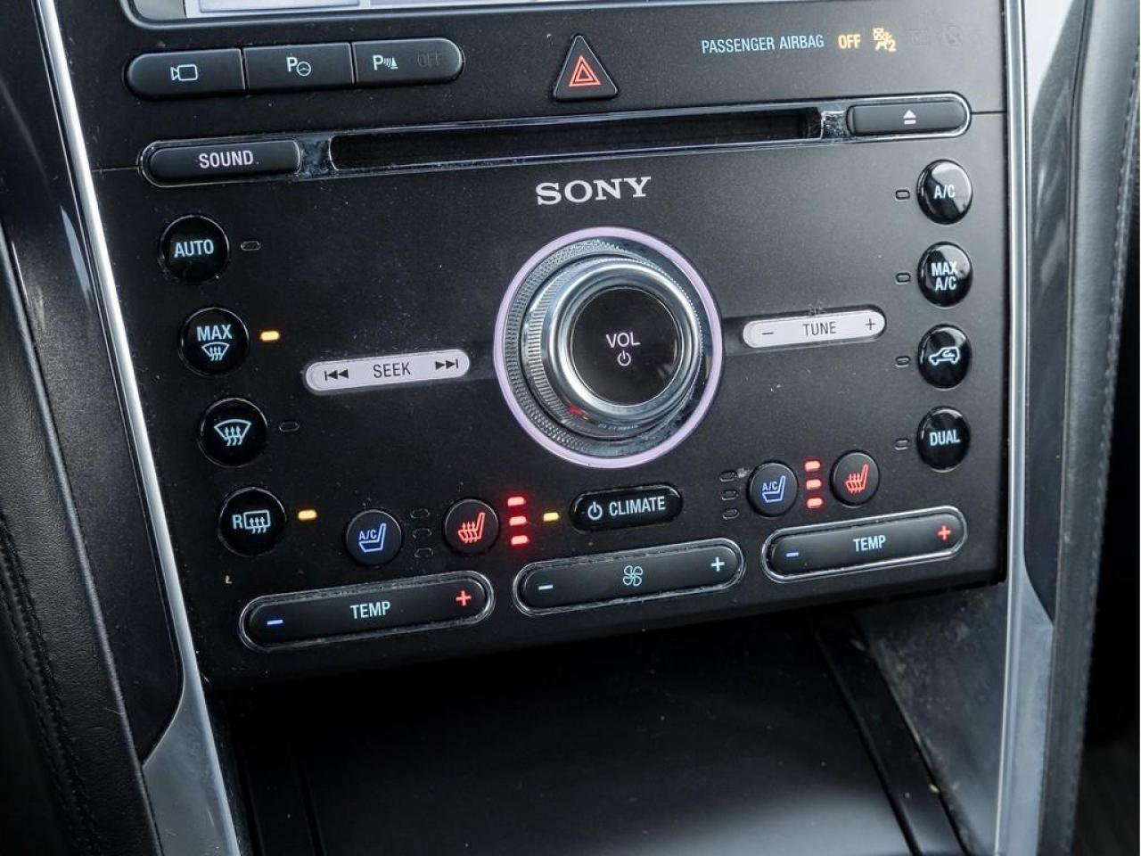 2017 Ford Explorer Platinum 4dr 4x4 Photo