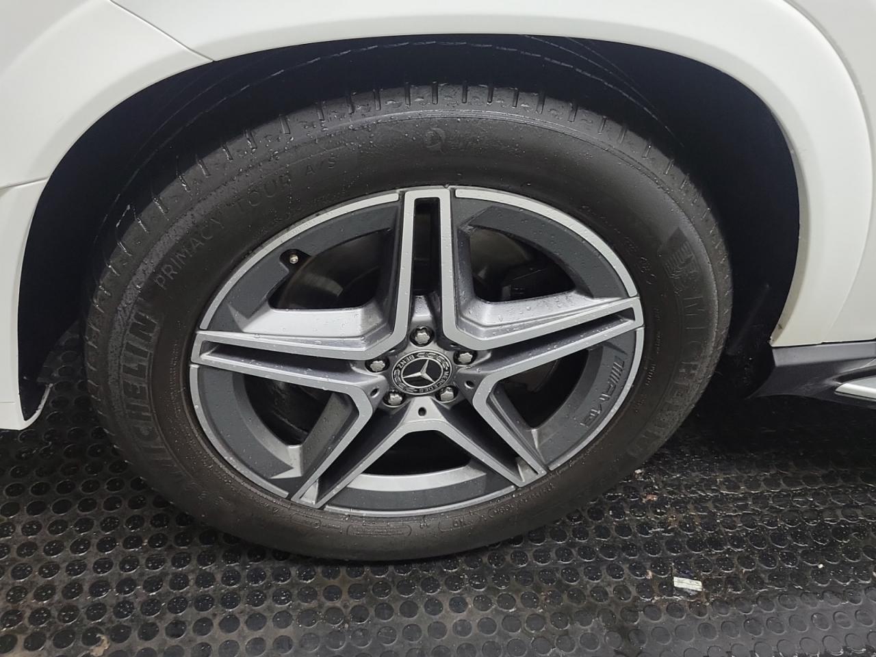 2021 Mercedes-Benz GLE AMG l 4MATIC l 255HP l 4Cyl l Burmester + l Photo