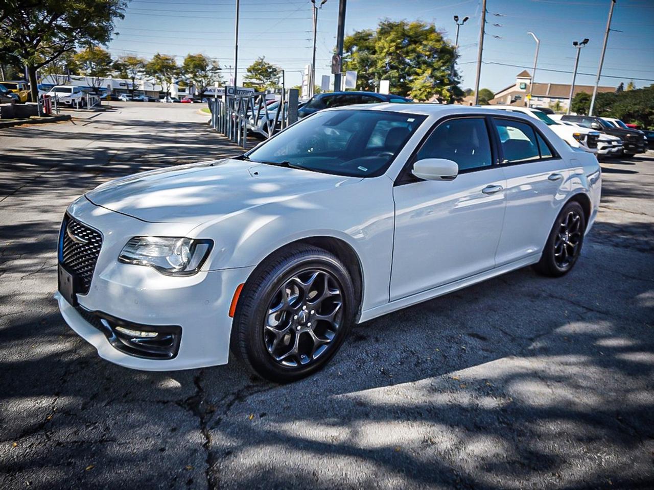 2023 Chrysler 300  Photo
