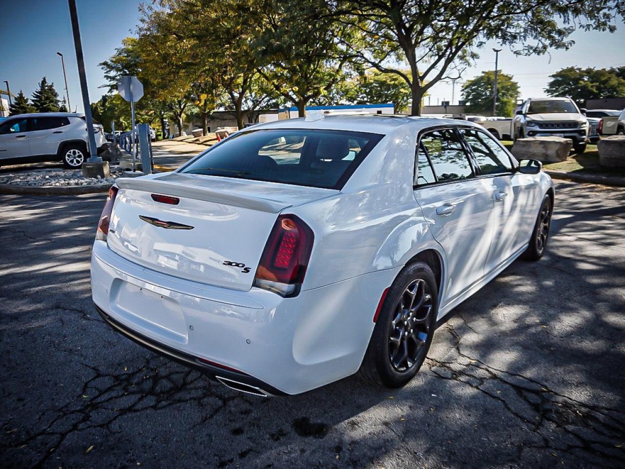 2023 Chrysler 300  Photo