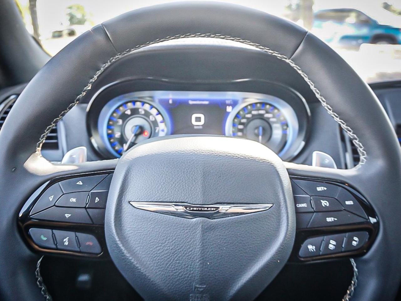 2023 Chrysler 300  Photo