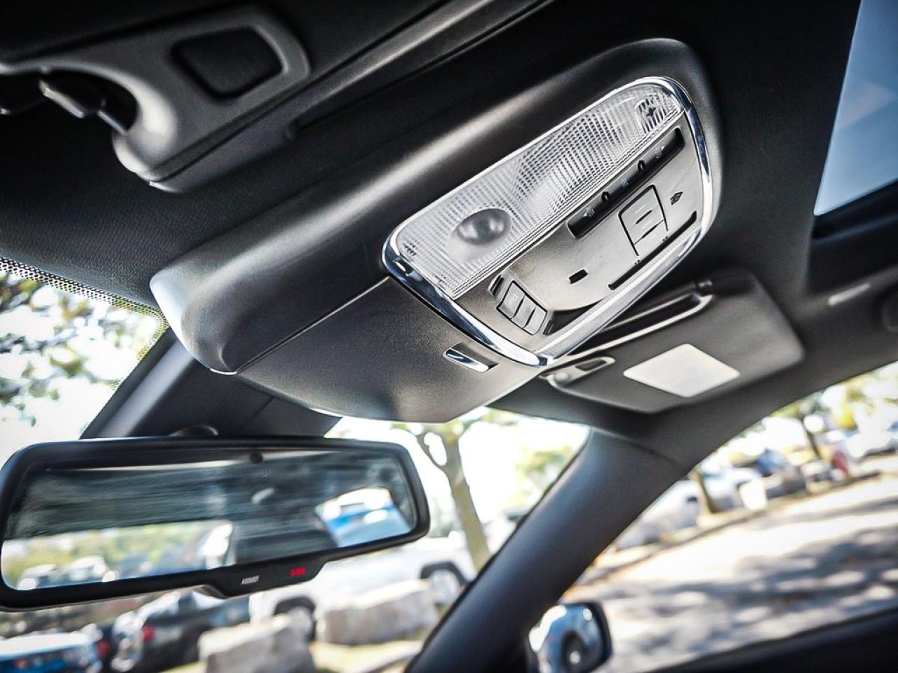 2023 Chrysler 300  Photo