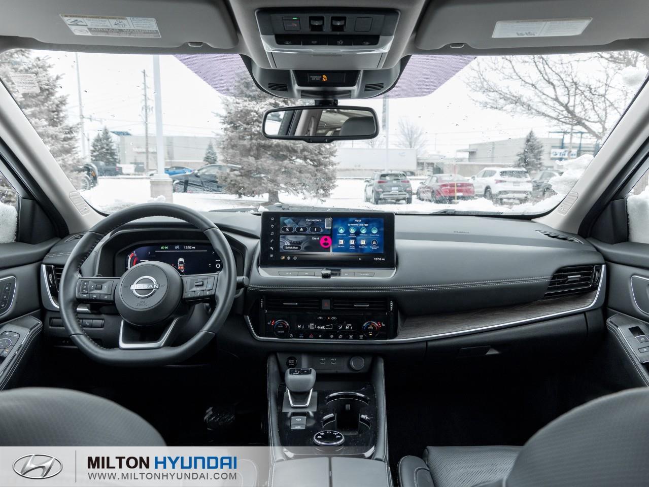 2024 Nissan Rogue Platinum 4dr All-Wheel Drive Sport Utility Photo