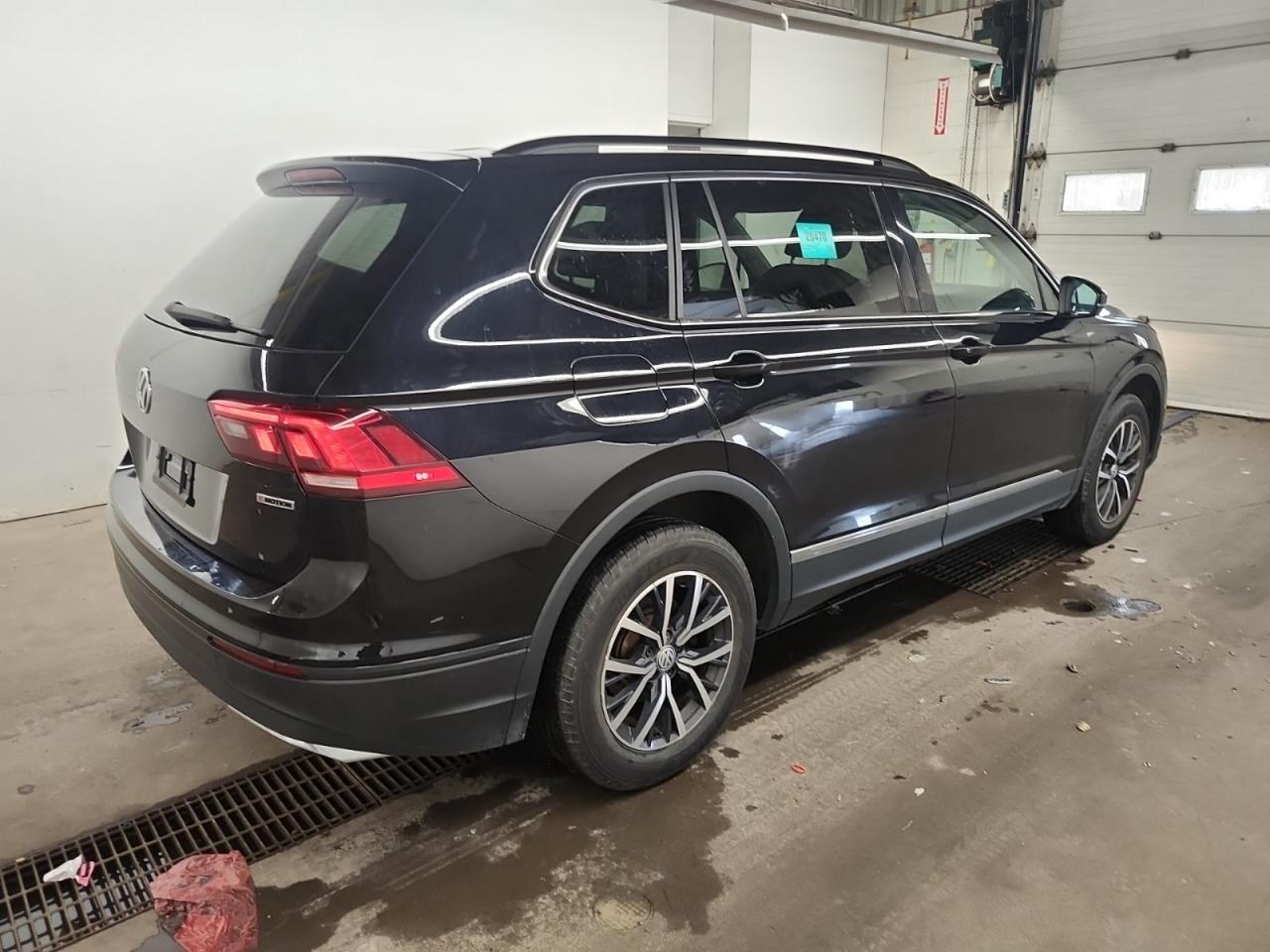 2020 Volkswagen Tiguan One Owner l Comfortline l 4MOTION l 2.0L l 4Cyl Photo2