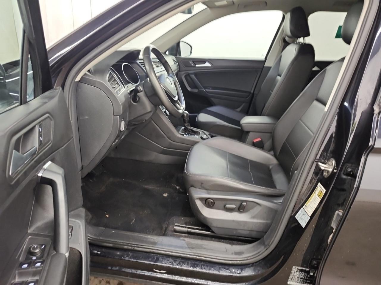 2020 Volkswagen Tiguan One Owner l Comfortline l 4MOTION l 2.0L l 4Cyl Photo