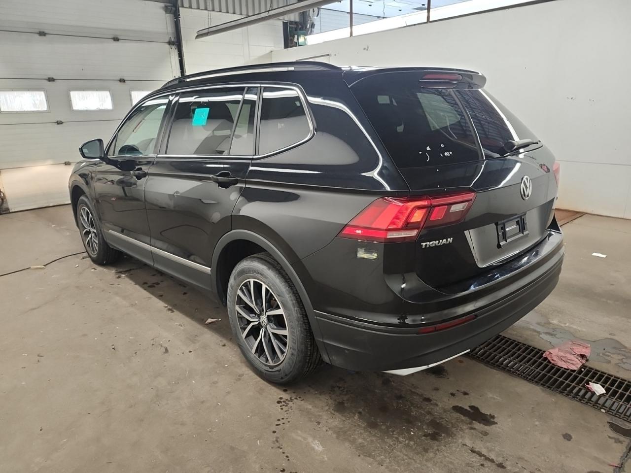 2020 Volkswagen Tiguan One Owner l Comfortline l 4MOTION l 2.0L l 4Cyl Photo