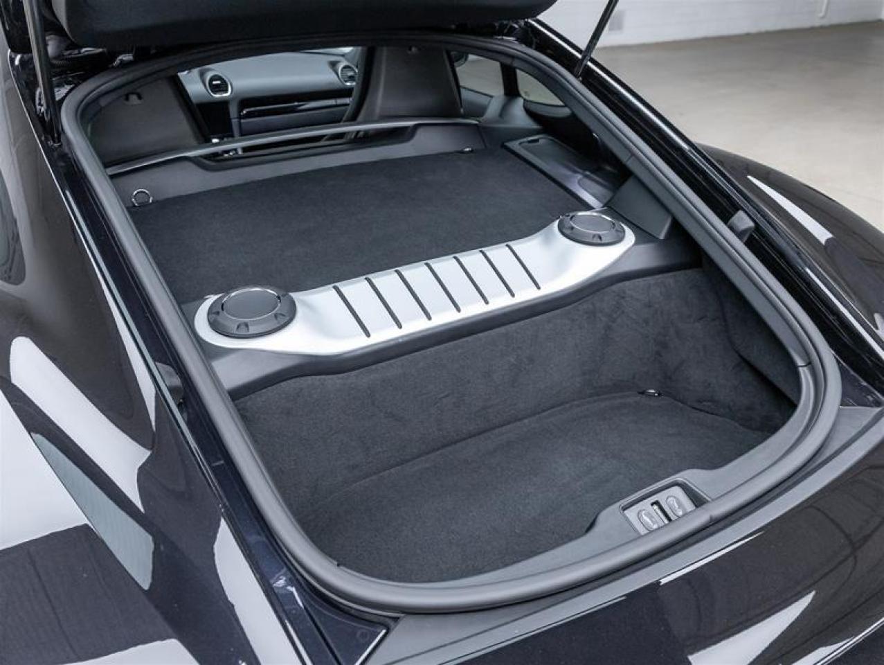 2024 Porsche 718 Cayman  Photo