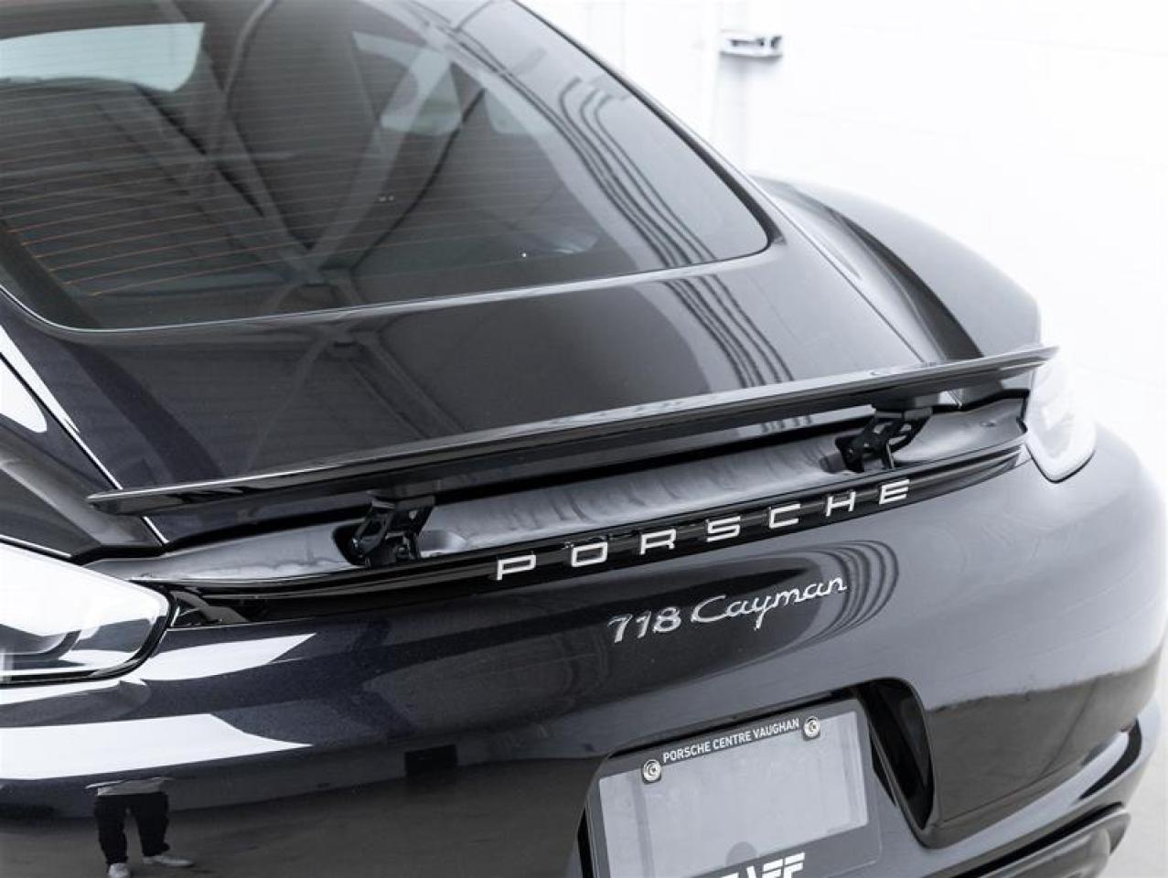 2024 Porsche 718 Cayman  Photo