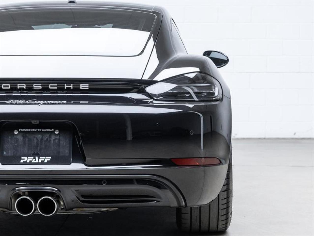 2024 Porsche 718 Cayman  Photo