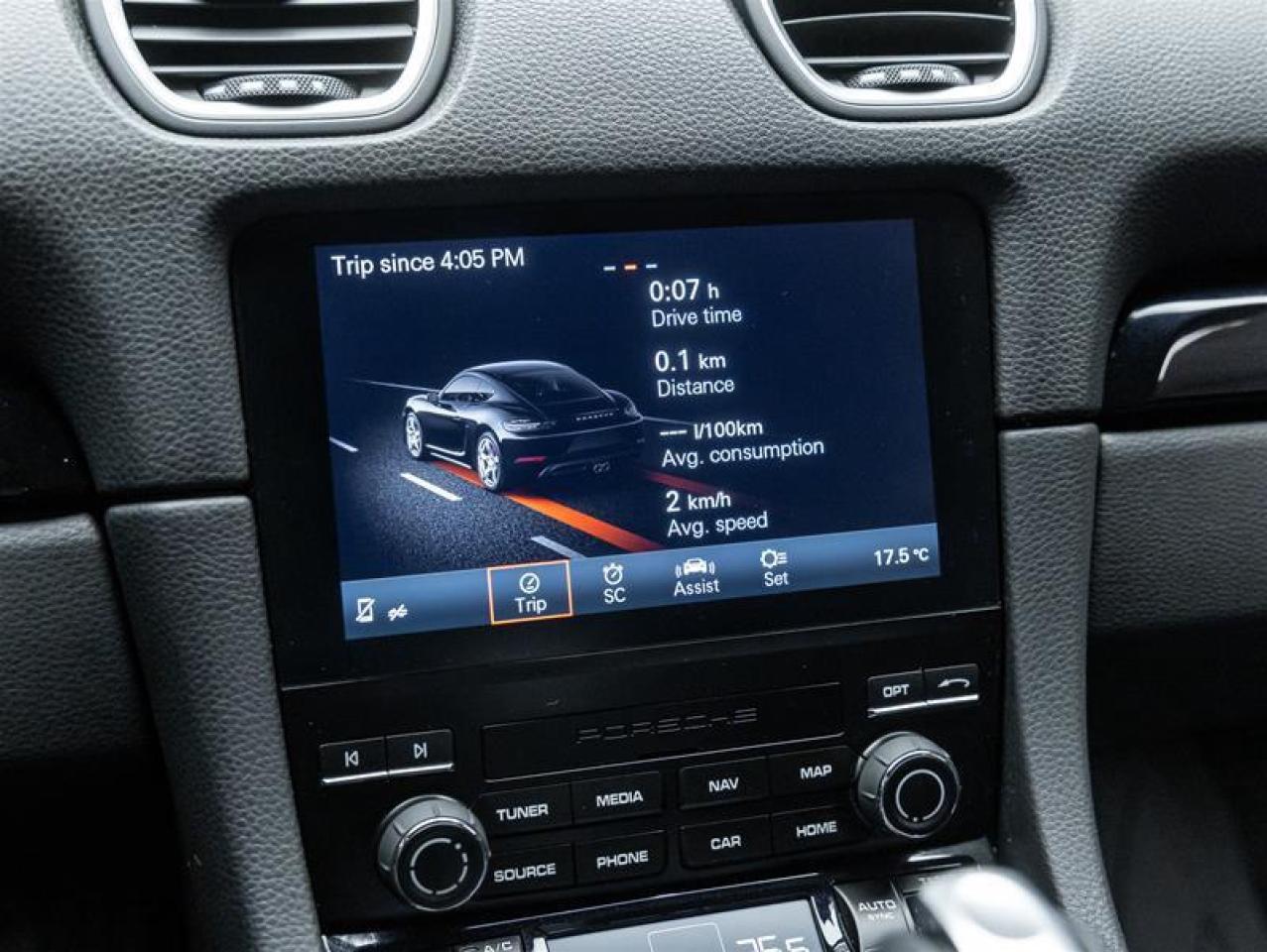 2024 Porsche 718 Cayman  Photo