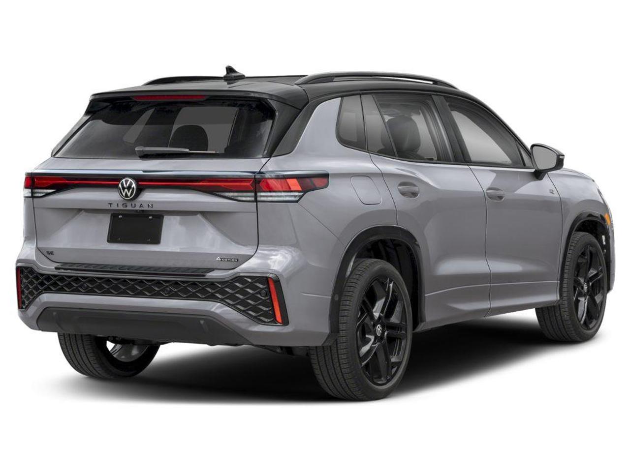 2026 Volkswagen Tiguan Comfortline R-Line Black Edition 4dr All-Wheel Drive 4MOTION Photo2