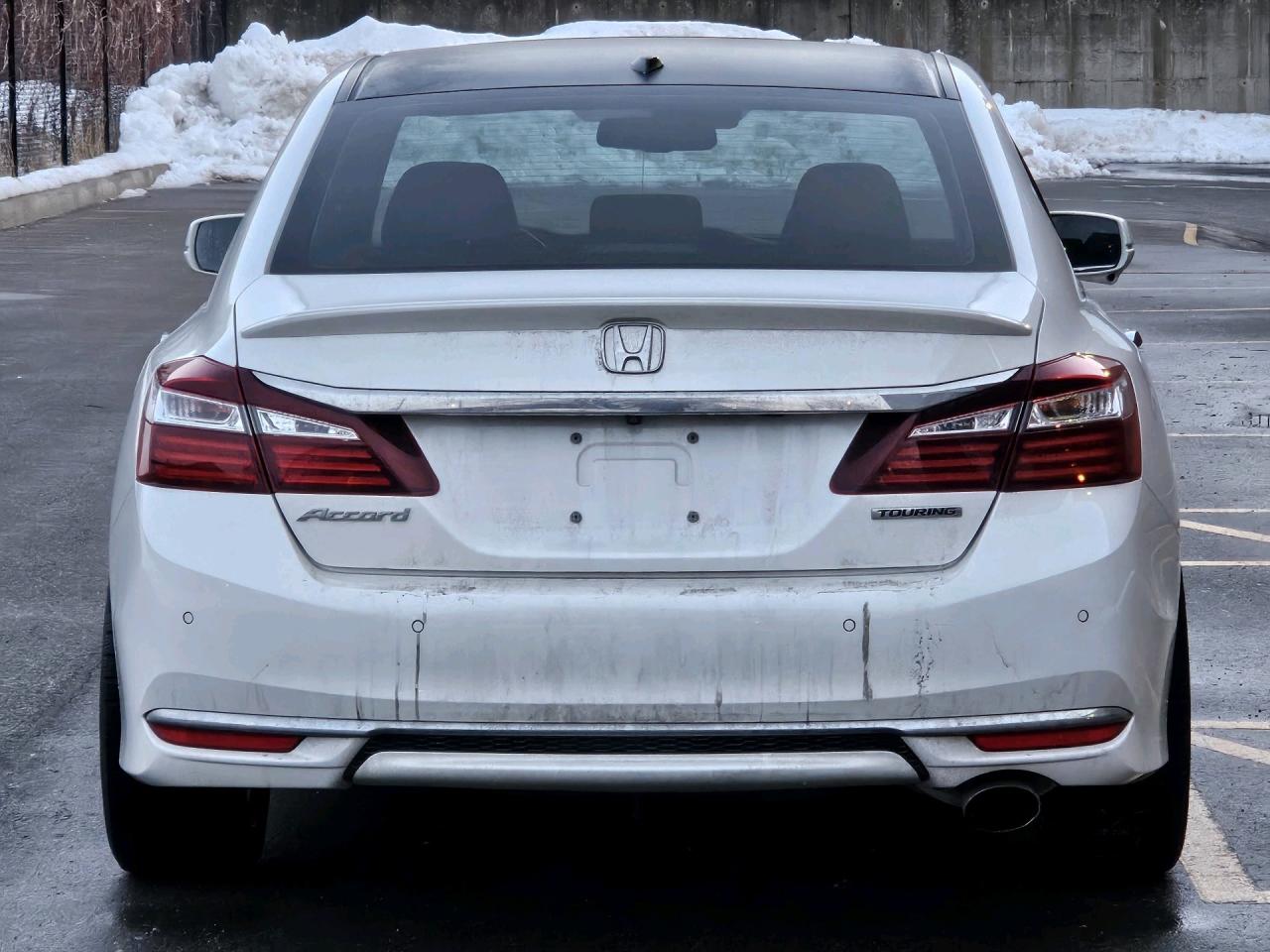 2016 Honda Accord I4 CVT Touring, NAV, CAMERA, LEATHER, SUNROOF Photo4