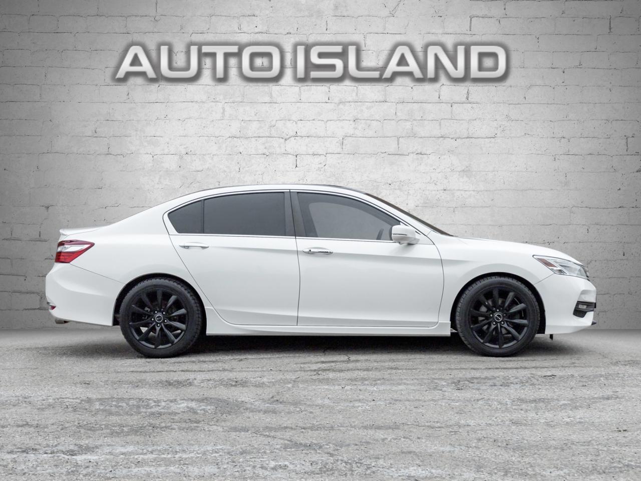 2016 Honda Accord Touring -Dealer Serviced-Nav-Rear Cam-Leather-Sunr Photo