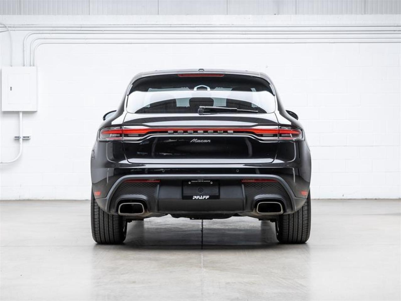 2023 Porsche Macan  Photo