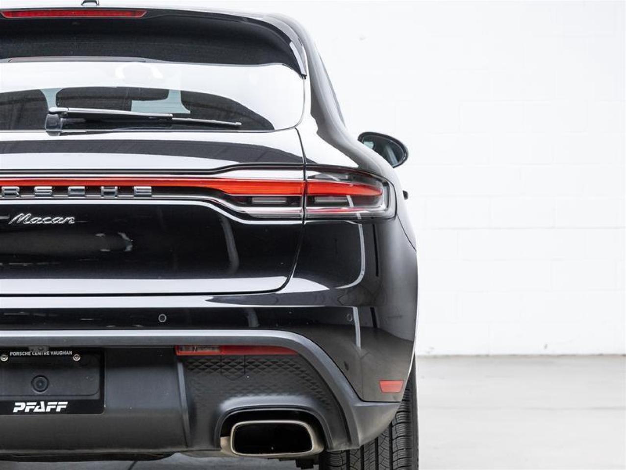 2023 Porsche Macan  Photo