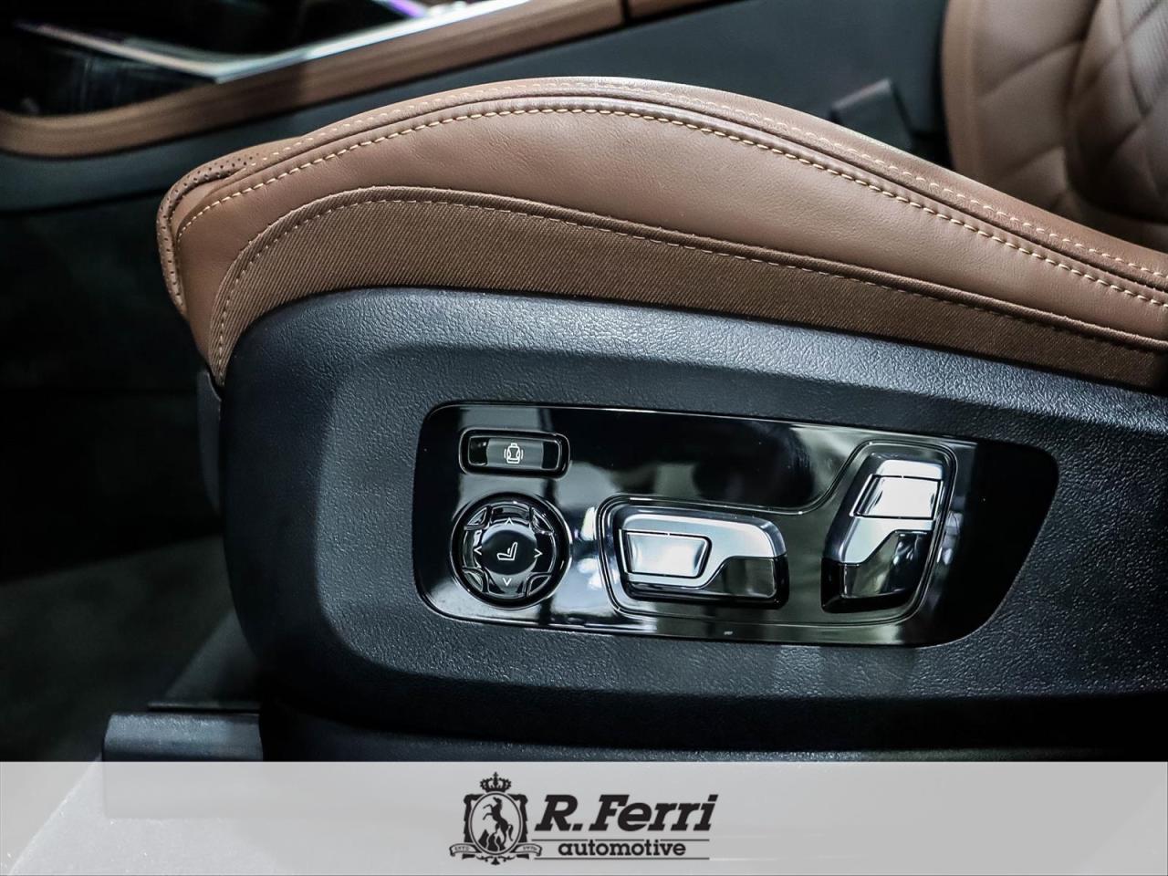 2025 BMW X7 xDrive40i 4dr All-Wheel Drive Sports Activity Vehicle Photo