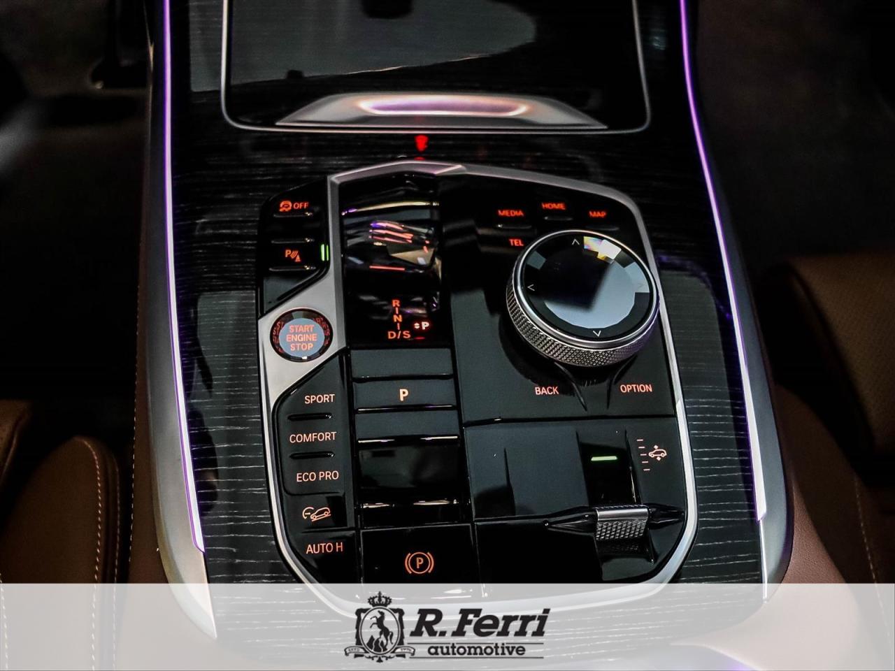 2025 BMW X7 xDrive40i 4dr All-Wheel Drive Sports Activity Vehicle Photo