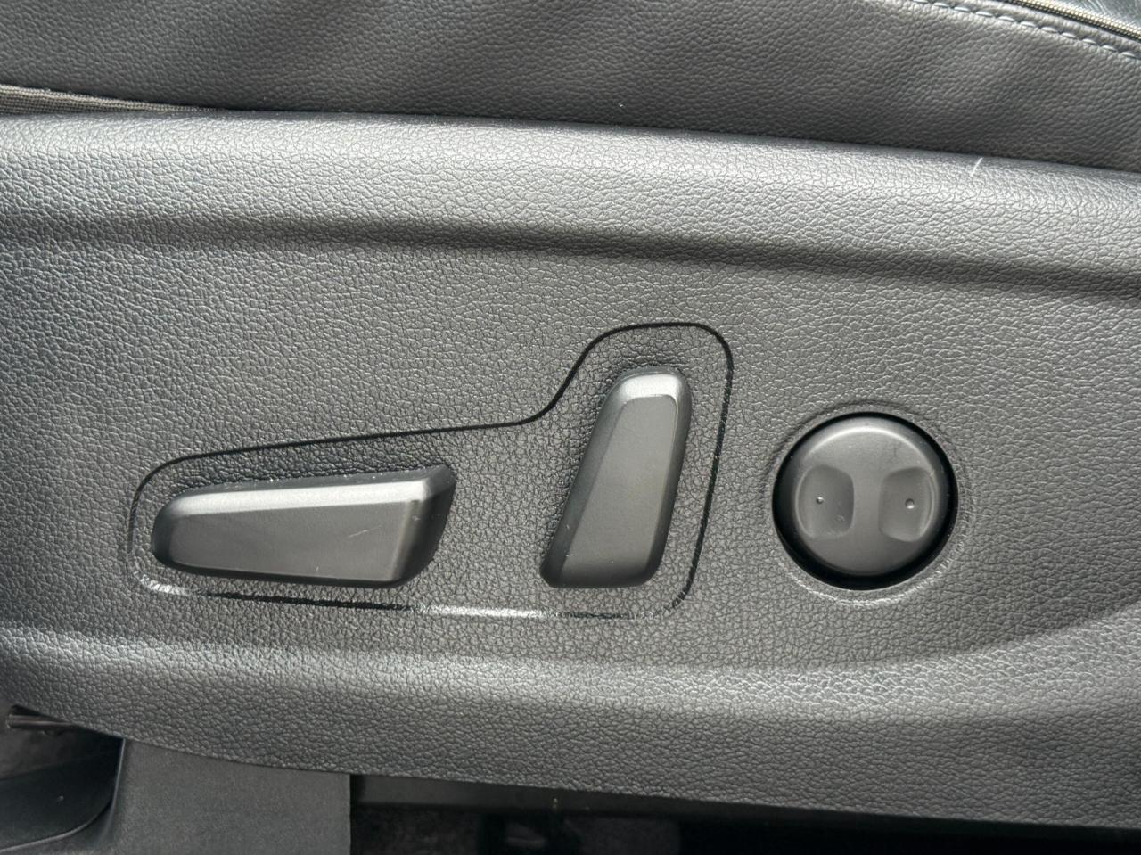 2022 Hyundai Santa Fe PREFERRED   AWD   TREND   HYBRID   NO ACCIDENT Photo