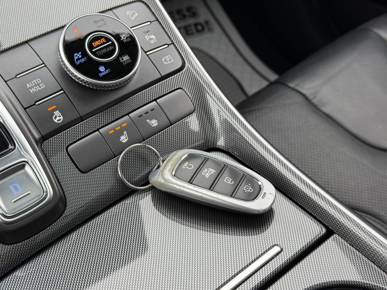 2022 Hyundai Santa Fe PREFERRED   AWD   TREND   HYBRID   NO ACCIDENT Photo