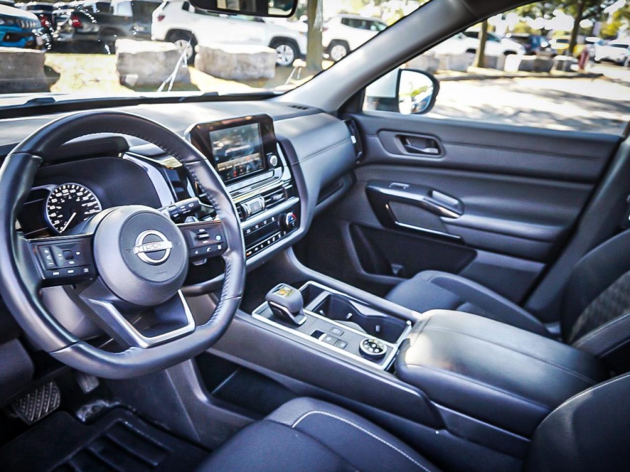 2024 Nissan Pathfinder  Photo