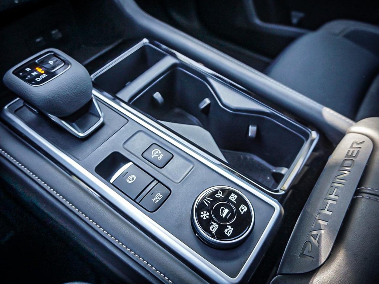 2024 Nissan Pathfinder  Photo