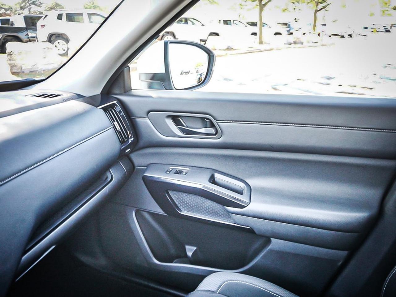 2024 Nissan Pathfinder  Photo