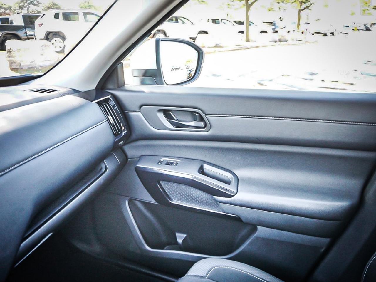 2024 Nissan Pathfinder  Photo