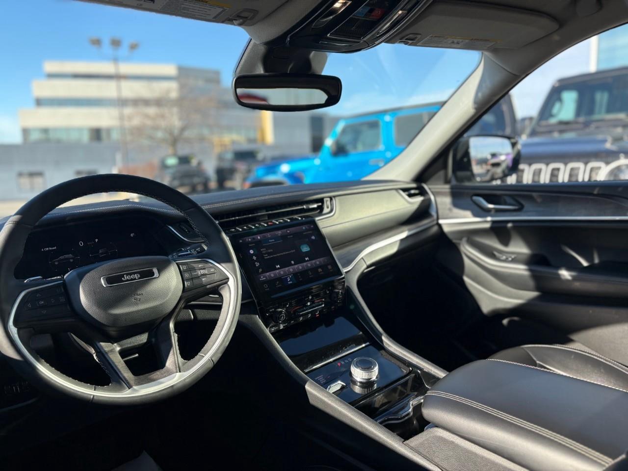 2023 Jeep Grand Cherokee Limited 4dr 4x4 Photo