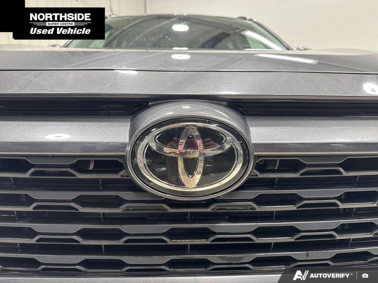 2022 Toyota RAV4 XLE 4dr All-wheel Drive Photo