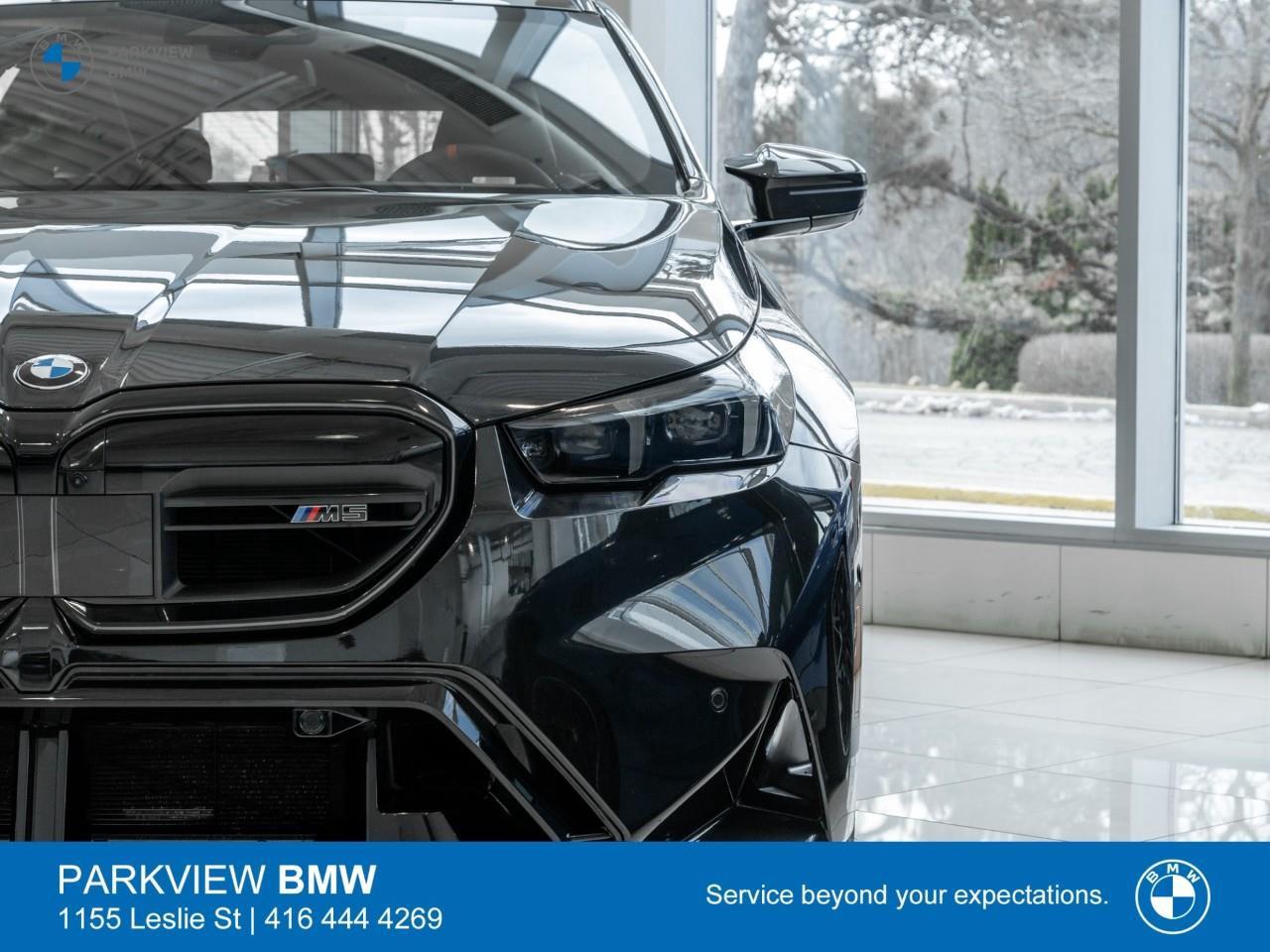 2026 BMW M5 Base 4dr All-Wheel Drive Touring Photo2