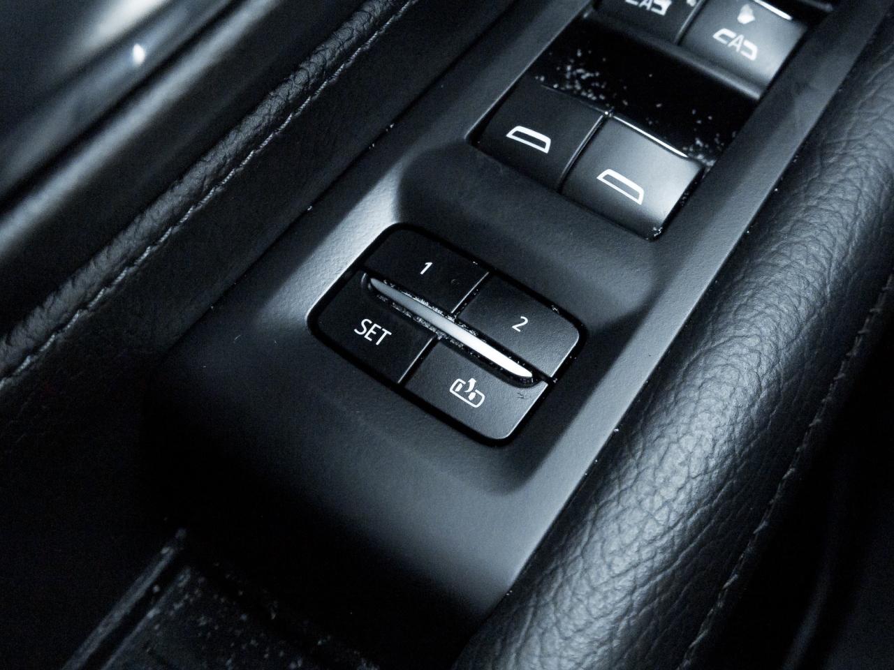 2024 GMC Yukon Denali 4dr 4x4 Photo