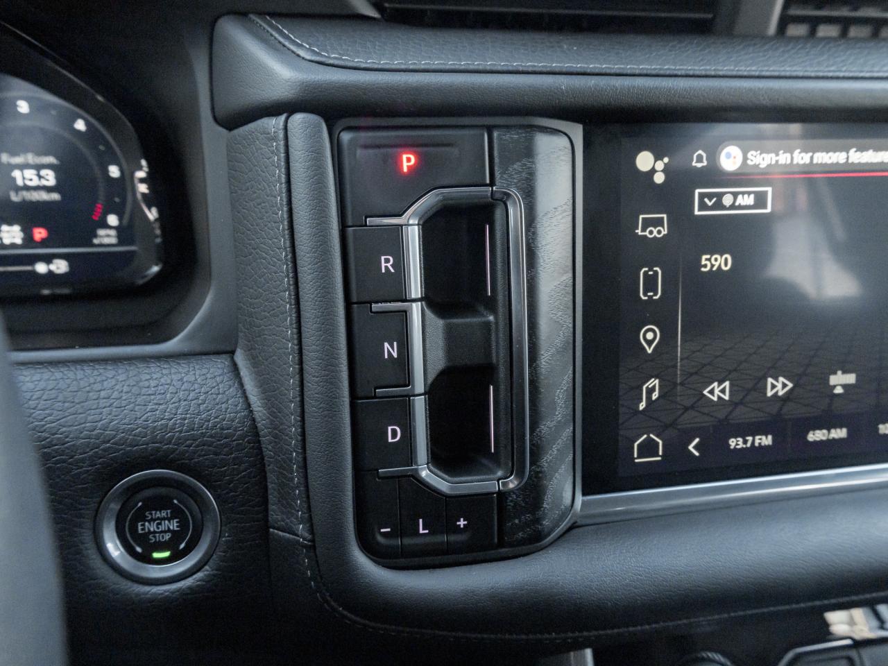 2024 GMC Yukon Denali 4dr 4x4 Photo