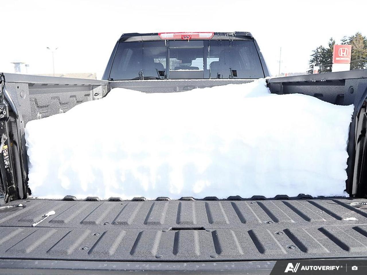 2026 GMC Sierra 1500 Crew Cab Short Box 4-Wheel Drive Denali Photo
