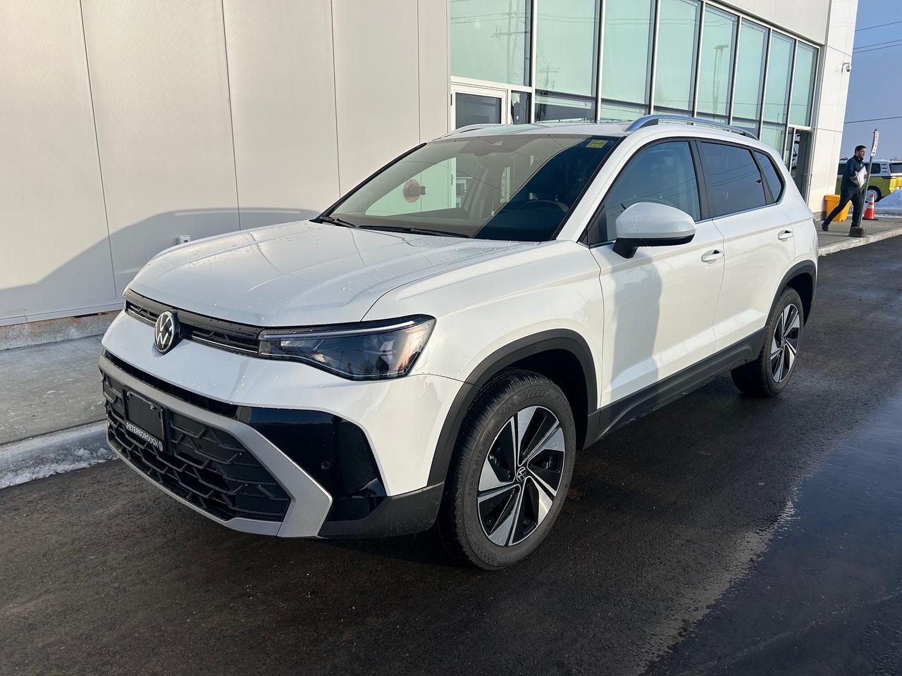2026 Volkswagen Taos Comfortline 4dr All-Wheel Drive 4MOTION Photo0
